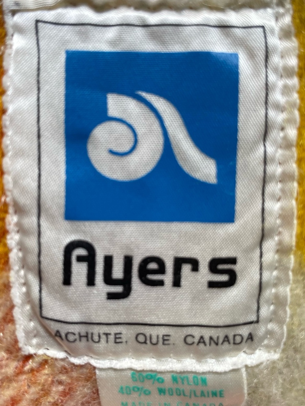 Vintage Ayers Plaid Wool Blend Throw Blanket | Canada | Cabin | 144 × 134 cm